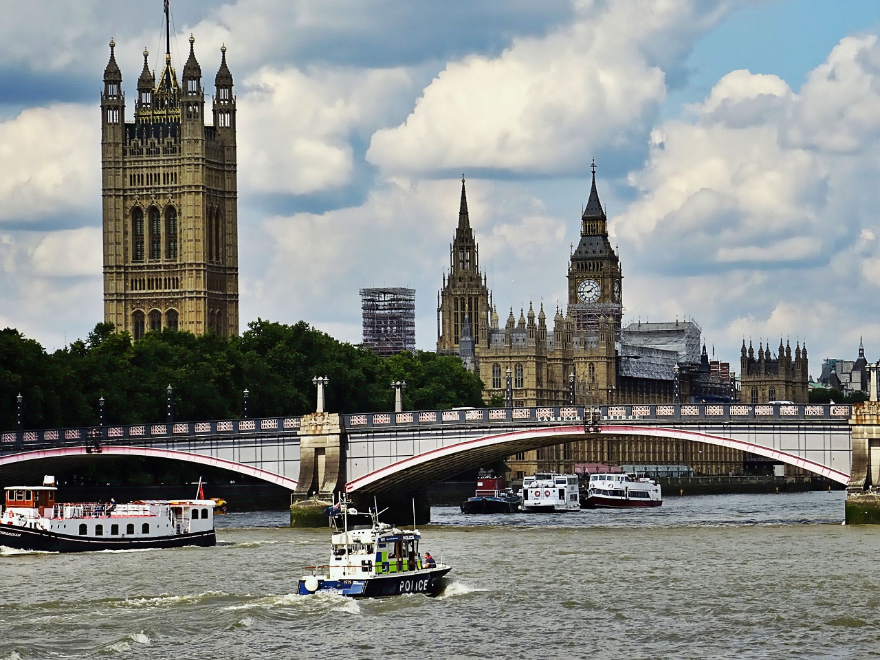 nba大本为什么叫大本钟(看百科学英语：Big Ben 大本钟)