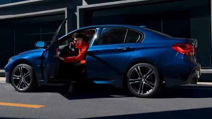 BMW 1系运动轿车 给生活加点创新猛料