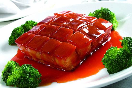 Why is the braised pork in the restaurant delicious?  The original method is exquisite, master 3 keys, the meat is not greasy