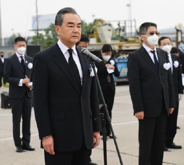 中国驻以色列大使杜伟17日死讯传出，日前曾强烈谴责蓬佩奥