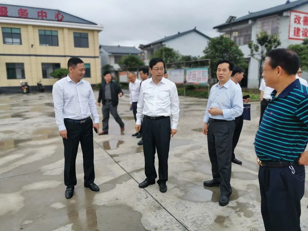 将忠诚铭刻在依法履职的征途中——怀化市人大常委会2020年工作素描（五）