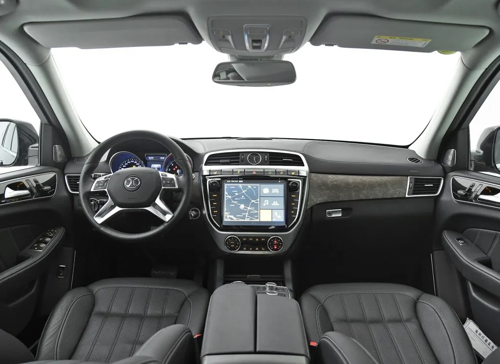 这台130万的国产SUV，懂车的都知道是奔驰，网友