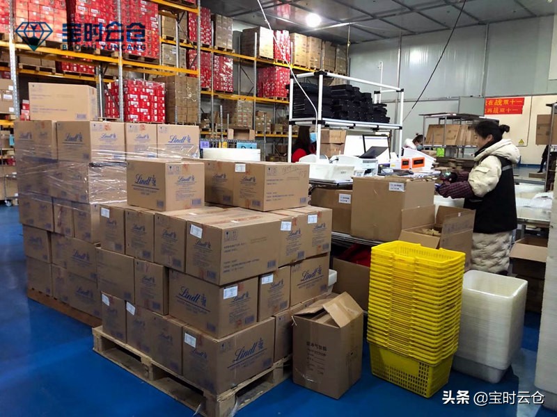 直播带货新场景：仓库直播+打包发货+配送一体化，你也可以试试