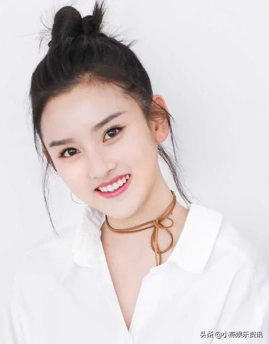 女星高中时照片：宋祖儿，鞠婧祎，杨紫像路人，陈钰琪让我沦陷