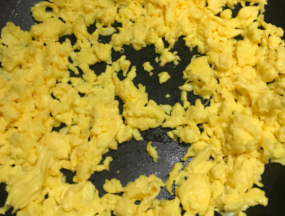 图片[4]-茴香粉条鸡蛋包子的做法步骤图 包子暄软蓬松不塌陷​-起舞食谱网