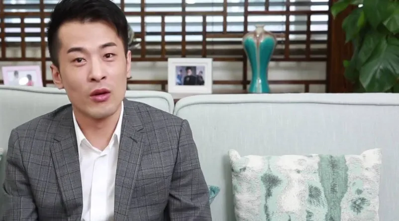 在直播间，每天都上演主播斗商家的大戏，这一次，终于有人翻车了