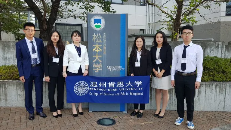 教授说丨高考在即,温肯商学院教授掌舵,助你启航