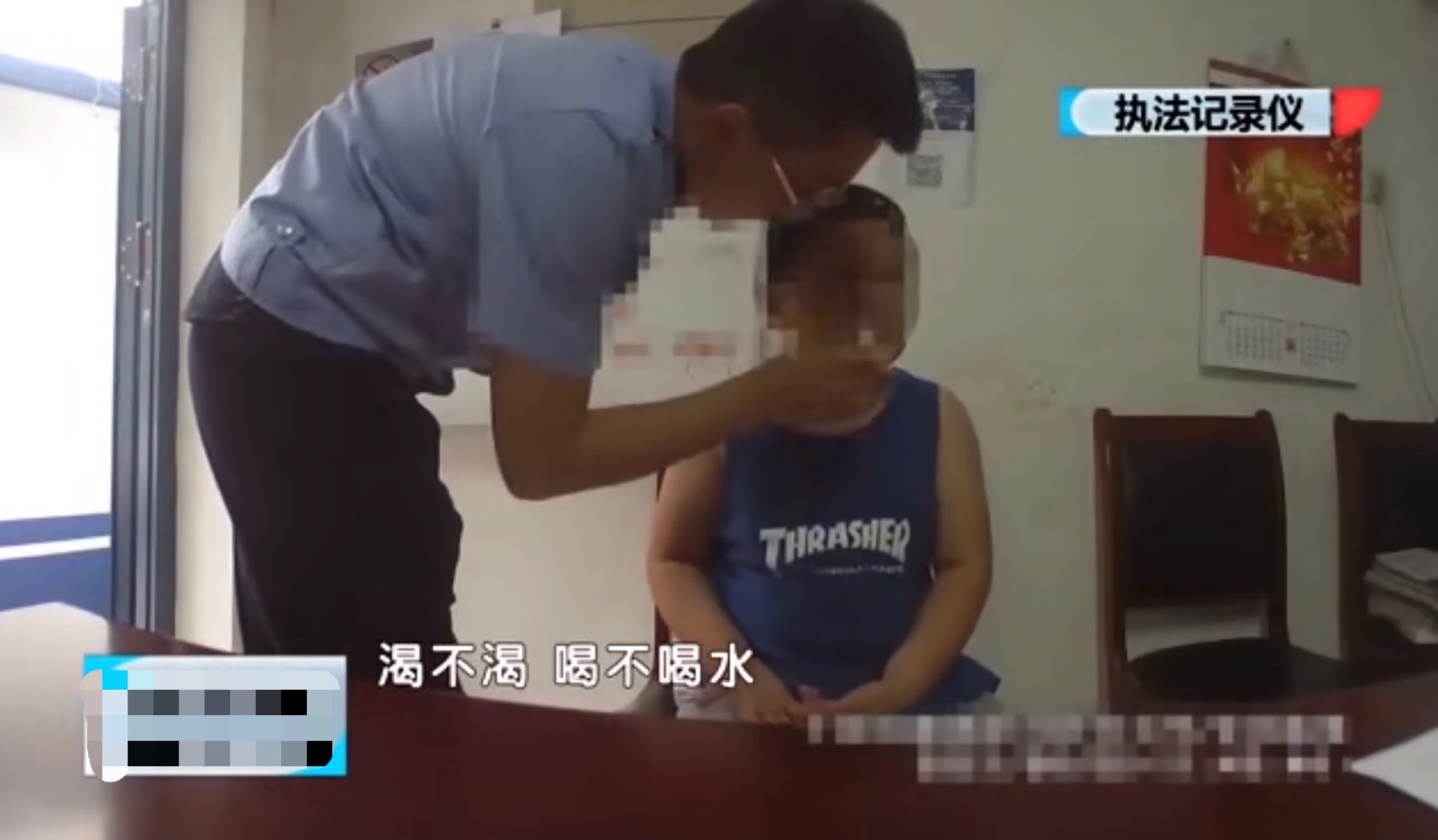 北京6岁男孩走失，在派出所被民警疯狂投喂，撑得直打嗝：真吃不动了