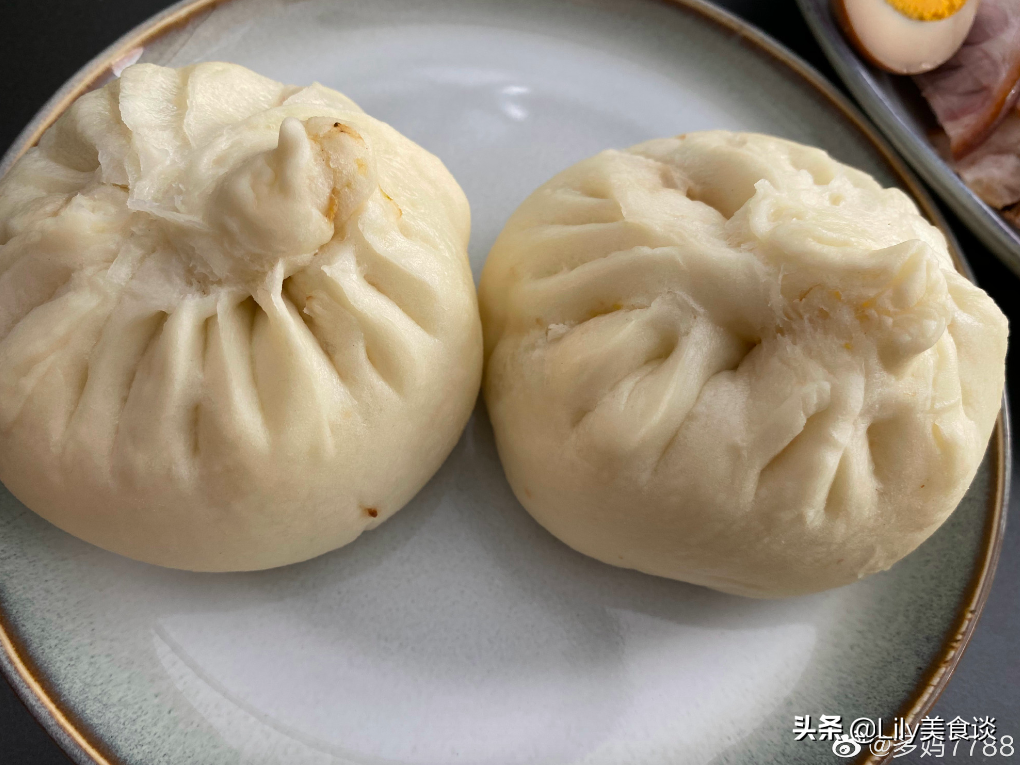 孫莉曬黃磊做的豐盛早午餐，實在太饞人了，網友：嫁對人太幸福了
