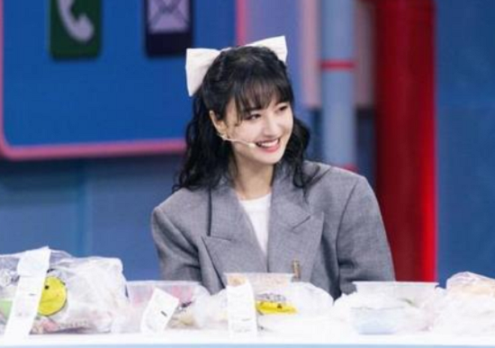 郑爽新综艺刚开播，本人就哭诉压力大不想录了