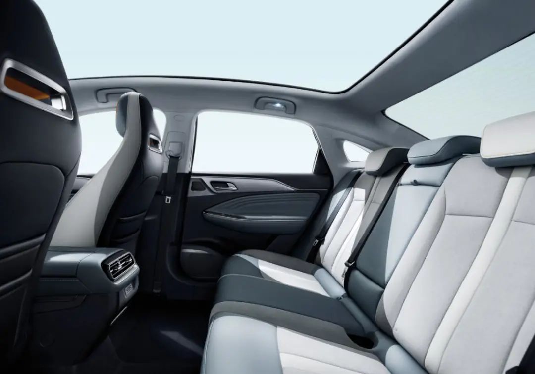 埃安家族又来新人，不是新朋友是老朋友