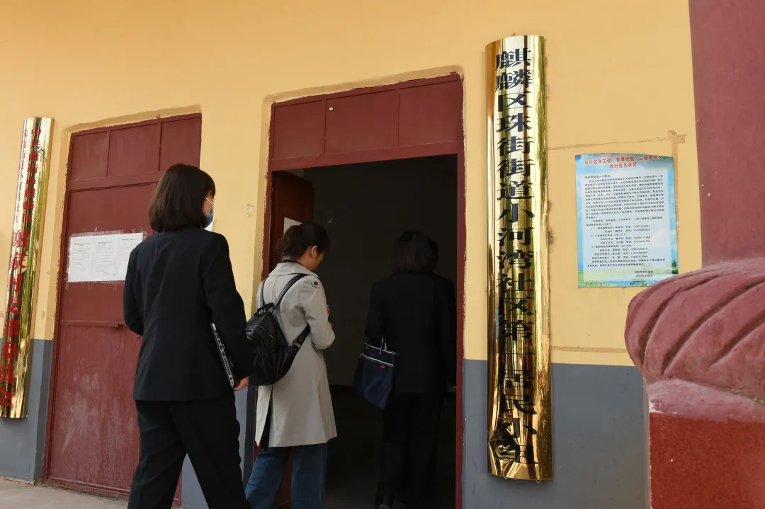 【我为群众办实事】麒麟:法庭进社区普法零距离