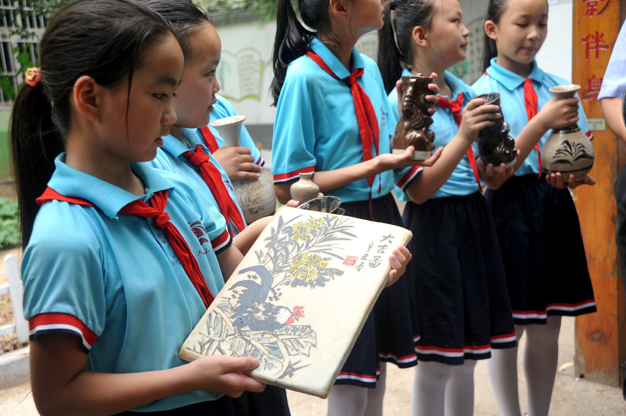 百年初心历久弥坚，千年窑火生生不息——邯郸市复兴区人民小学第一批“瓷器”出窑了