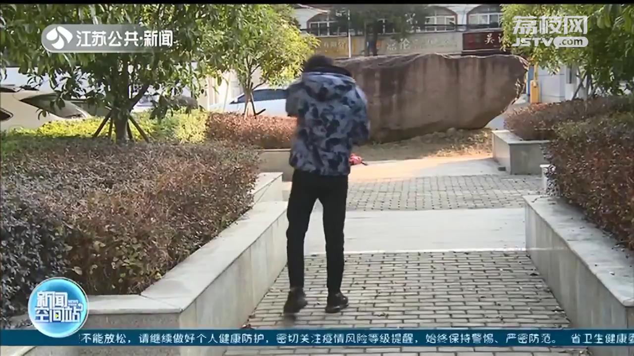 毫无顾虑告知对方密码还取消密保 男子出售游戏账号被拉黑后才意识到被骗