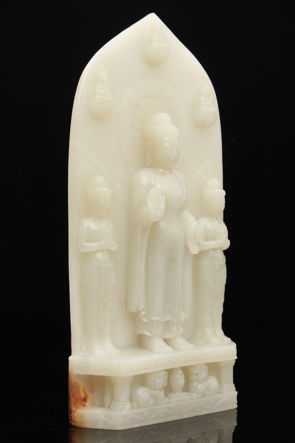 ��κ������Ħ���