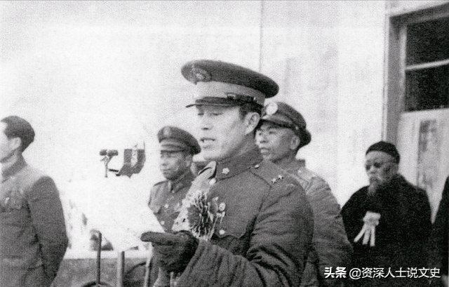 国民党杂牌军长曾泽生，朝鲜立大功，想入党，毛泽东：不入党更好