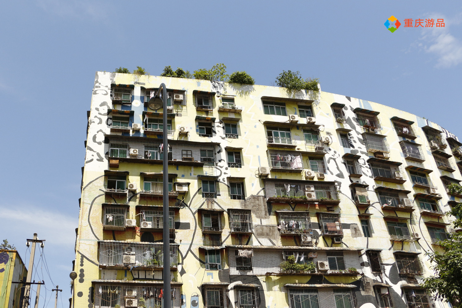 重庆高层住宅可燃雨棚将消失，2021年限期拆改，最好自己处理