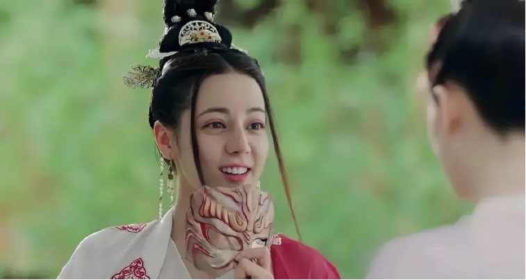 " long song goes " to turn over, important gut is replaced with caricature, does movie and TV change creation to still be necessary? 