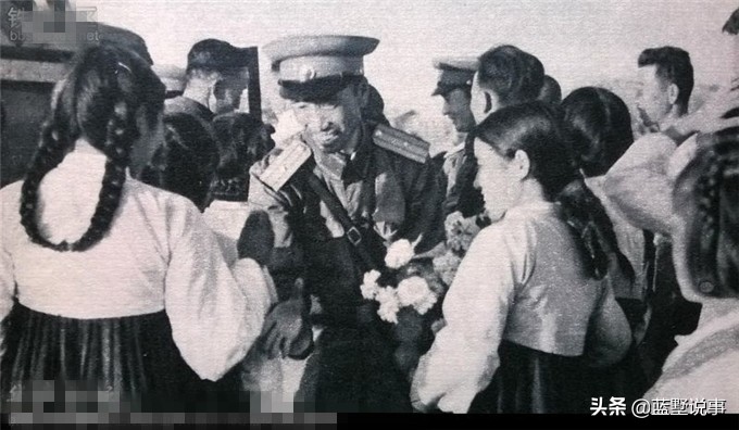 老照片记录，朝鲜战争结束后留在朝鲜的志愿军