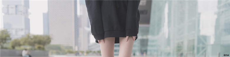 【福利姬】让人喜欢的黑丝及膝袜小细腿！太美了（48P）