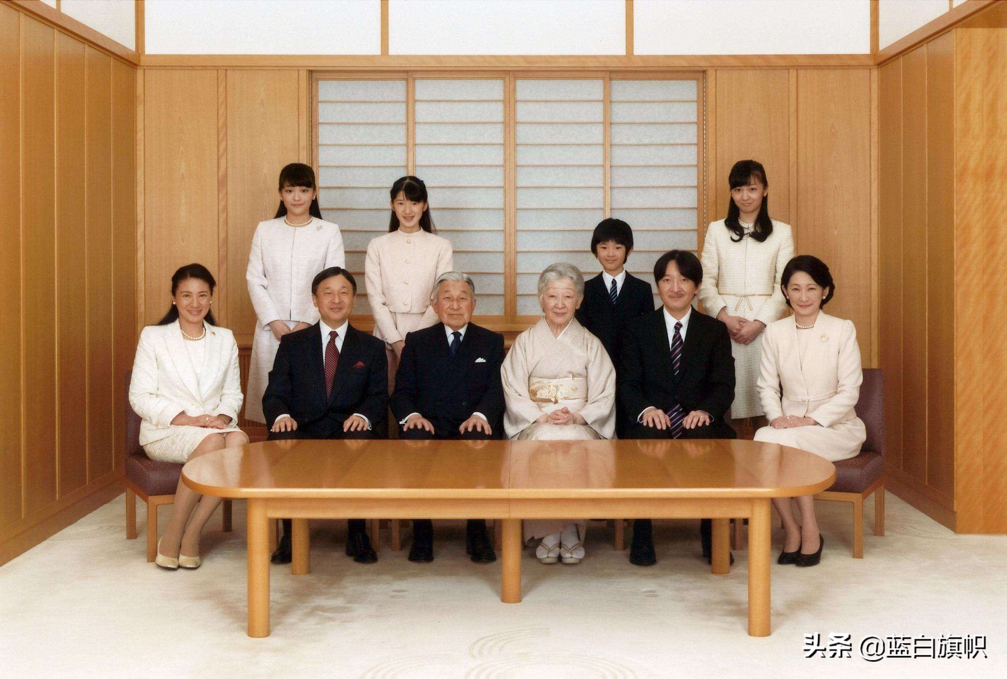 日本天皇的弟弟被立为皇位继承人！菊花王朝为啥不再出现女天皇？