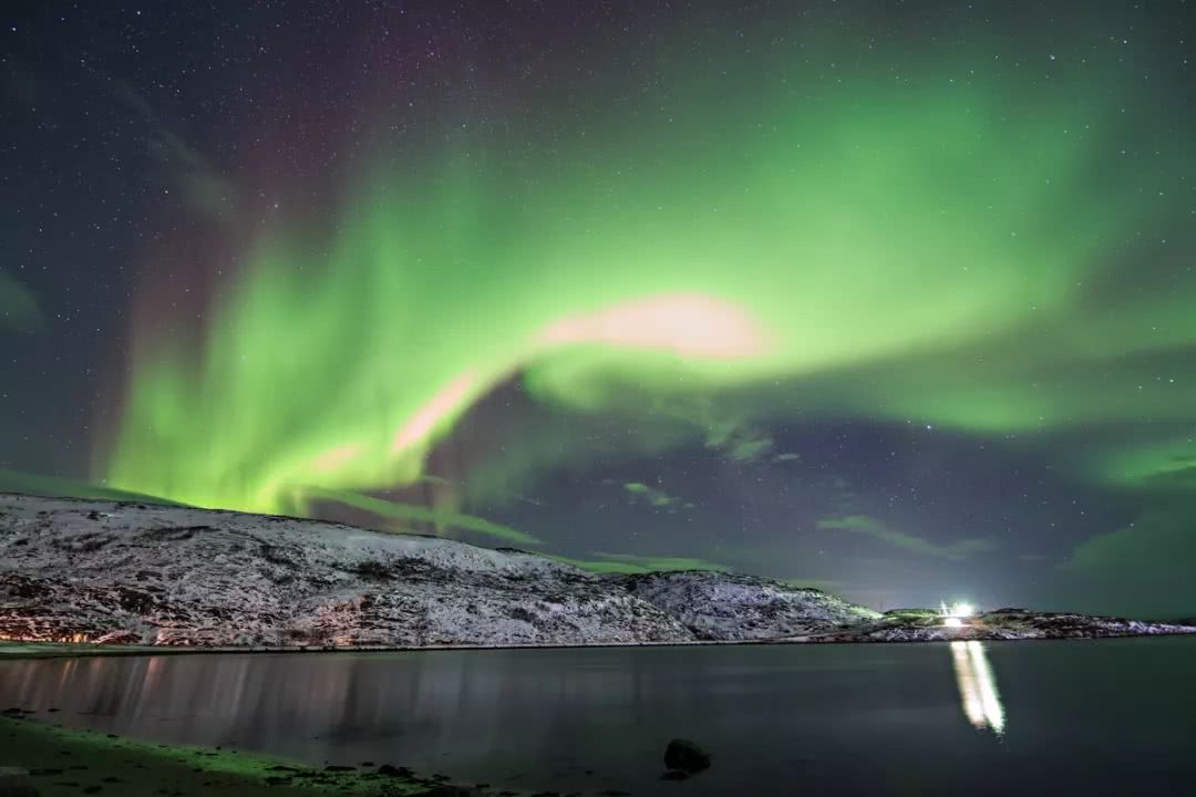 北極向北，邂逅一場絕美極光
