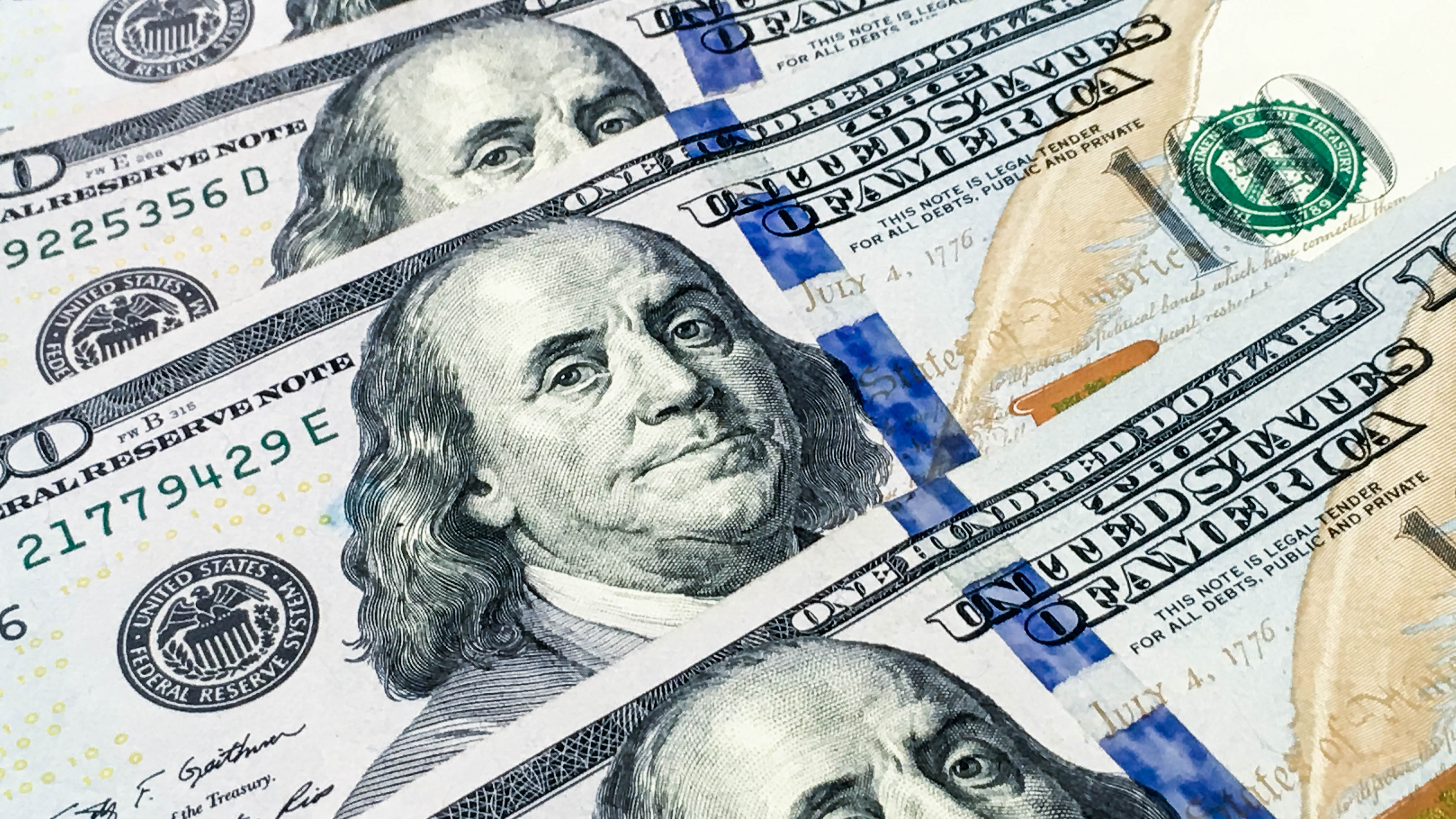 美国疯狂印钞，耗尽巴西等国2400亿美元外储！千