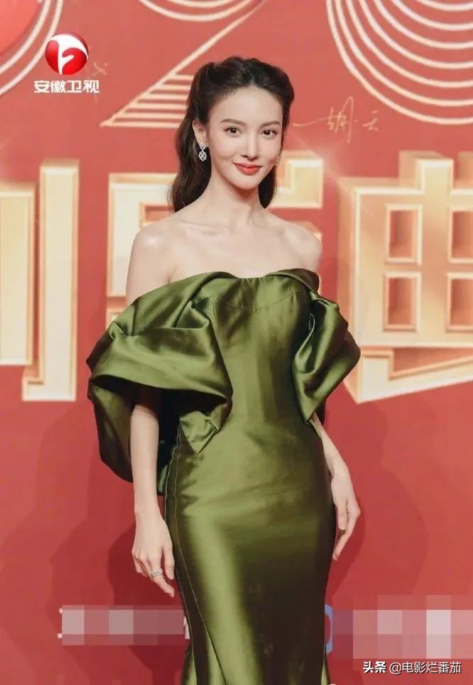 最强红毯，江疏影熟味逼人，关晓彤总算穿对，