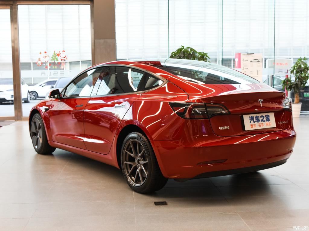 续航605公里 国产新款特斯拉Model 3上市