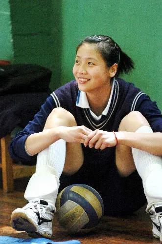 魏秋月的故事：亚洲最美二传，与老公15岁就相识，曾被郎平催婚