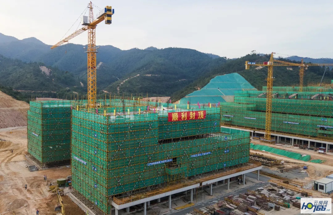 见证翔顺速度！翔顺建筑负责的中医药学院项目顺利全面封顶