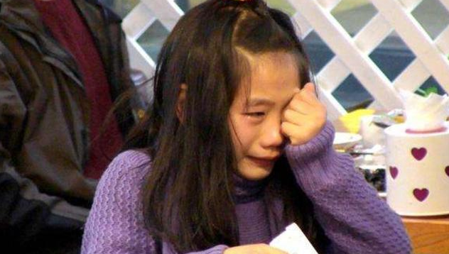 曹格為10歲女兒慶生，“開掛式顏值”太吸睛，網友：最美星二代