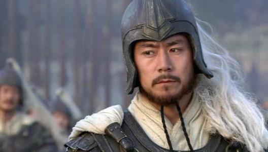 董卓有4位大将，吕布第一华雄第四，那么排名第