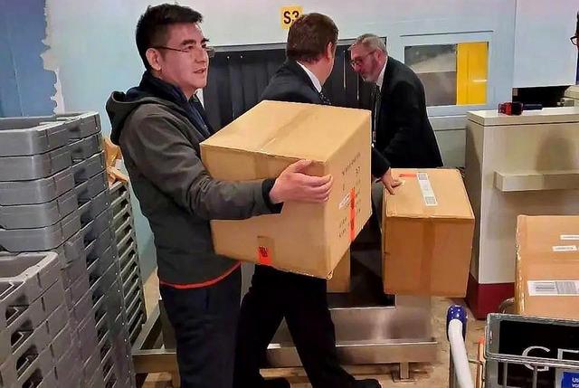 消失的“中国首善”：从捐款超20亿到名声扫地，如今动态写满鸡汤
