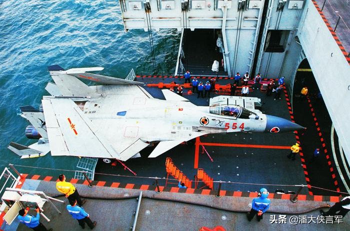 中国唯一一款可折叠机翼！速度达2.4马赫！解析