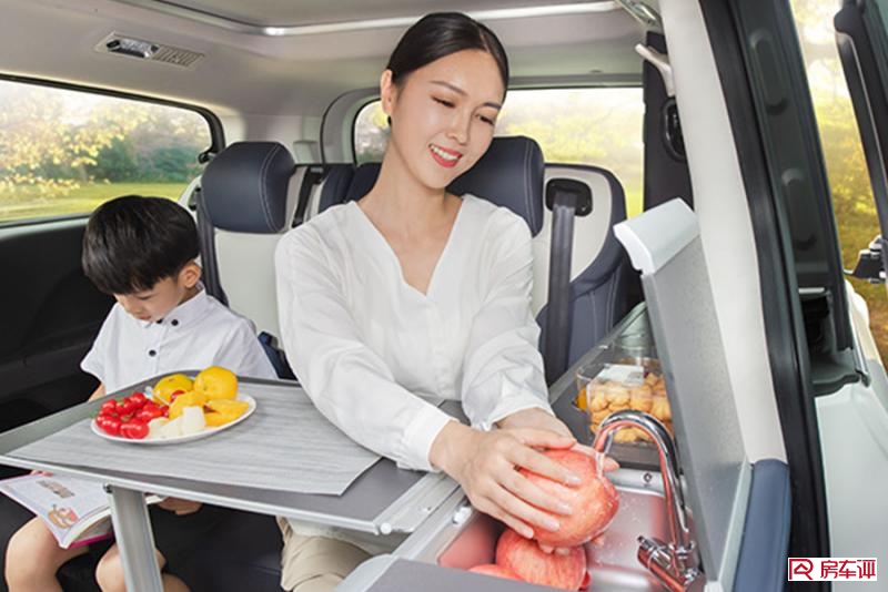 旅行家G20：不装了，摊牌了，我不是MPV，我是房车