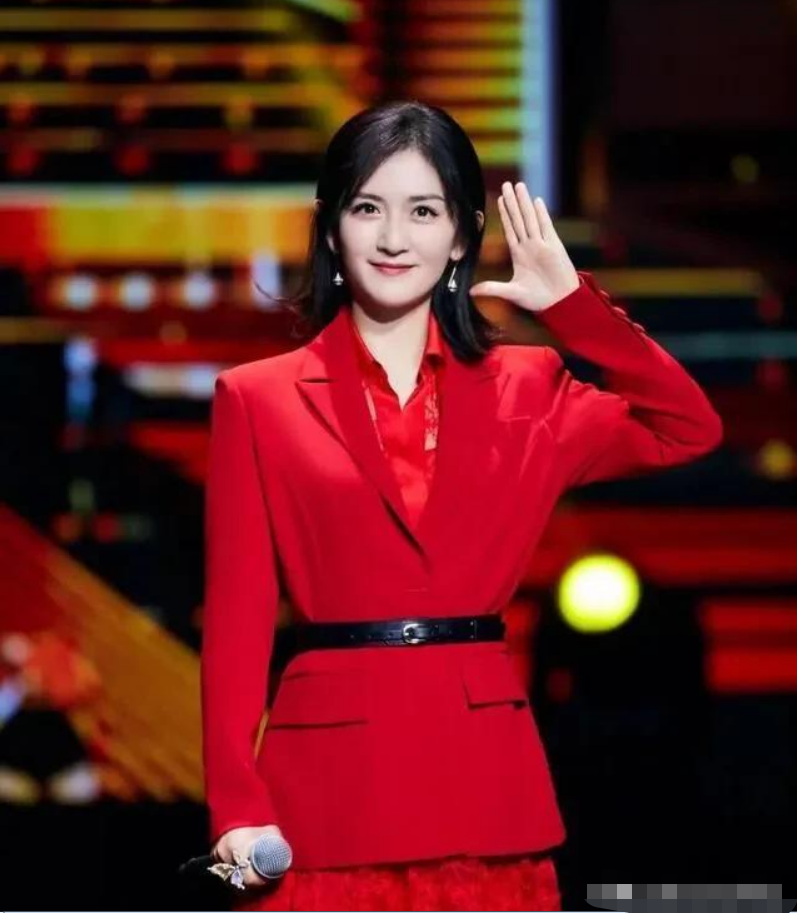 谢娜在央视只一期就被换掉，究竟发生了什么？