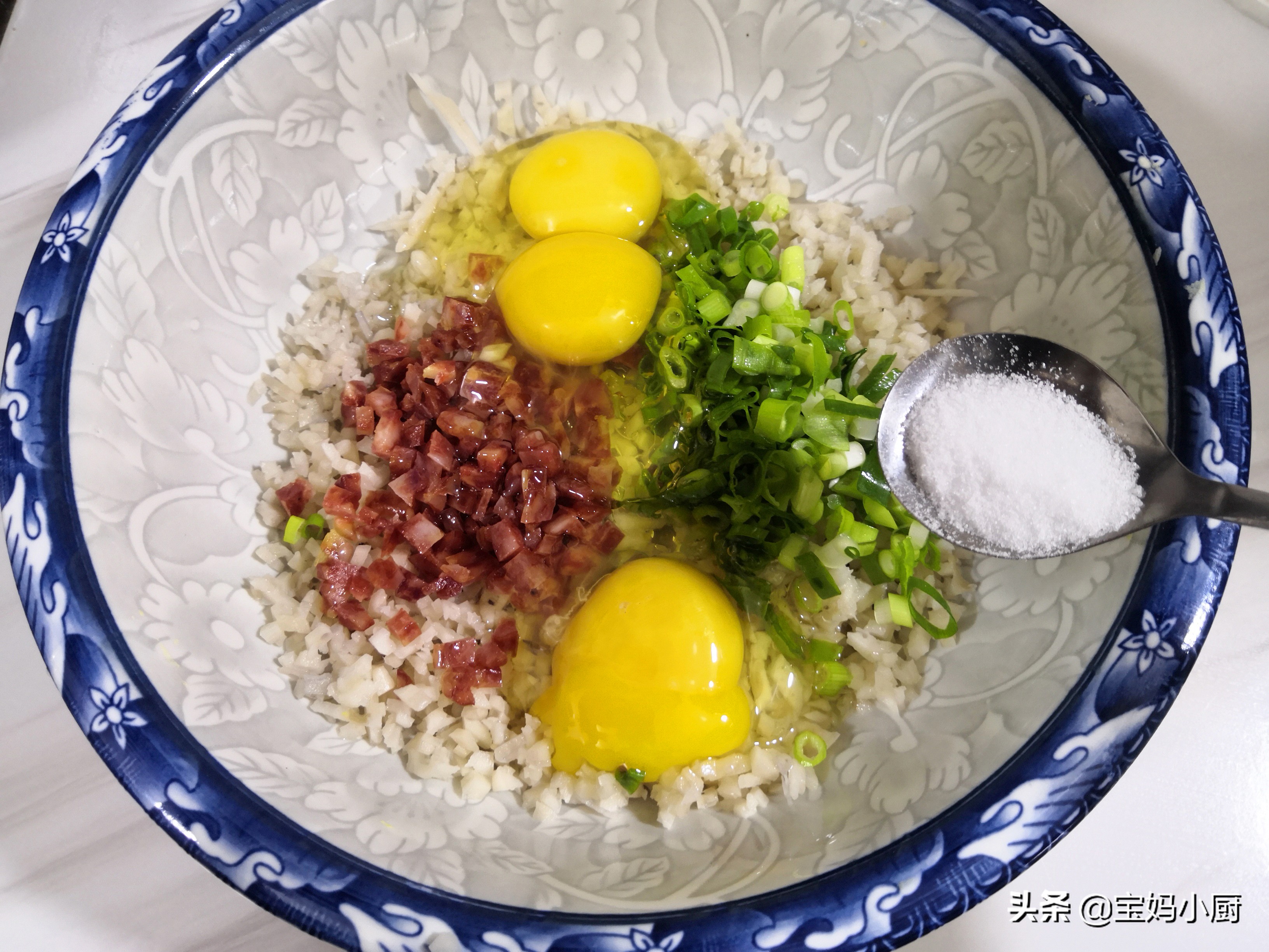 春季早餐，牛奶和雞蛋換個吃法，烙成餅老​​少都喜歡，營養又快手