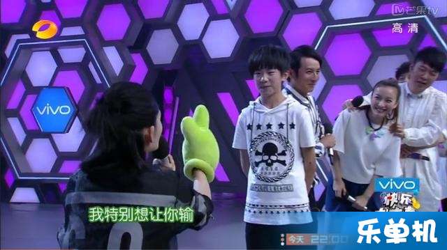 如果你快乐的话要看快乐大本营，不快乐的话更