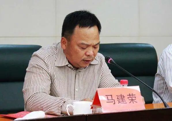 中国两大马姓富豪，一个靠耐克赚7百亿，一个是深圳隐形的首富