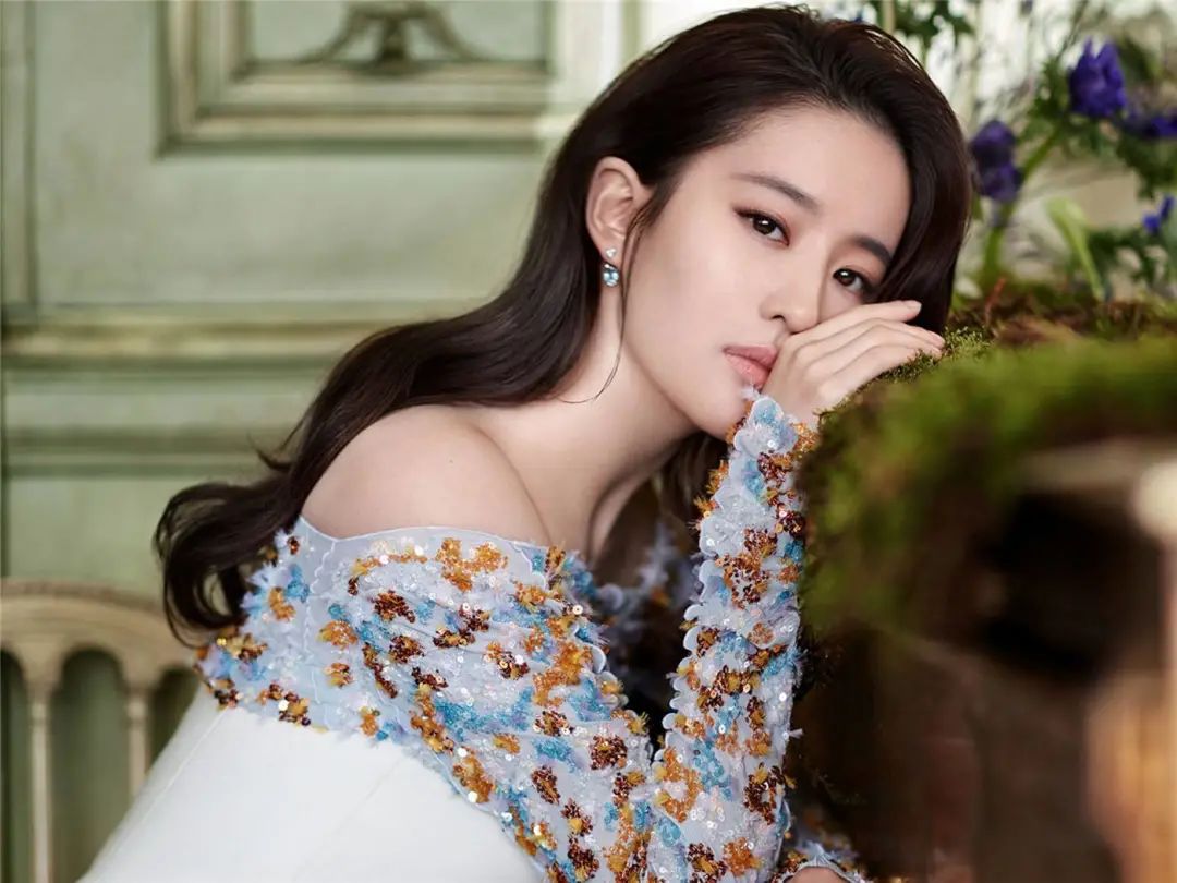 十大在好莱坞当主角的华人美女!她们比刘亦菲景甜更性感 十大在好莱坞当主角的华人美女!她们比刘亦菲景甜更性感