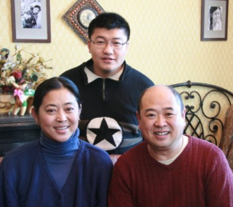 曾是模范夫妻，王文澜却在儿子患病时与倪萍离婚，背后没那么简单