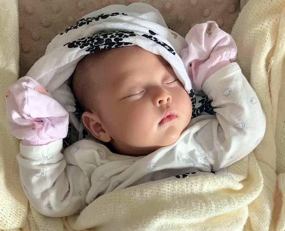 寶寶睡眠有2個黃金期，不光能助力智力發育，對長個也有好處