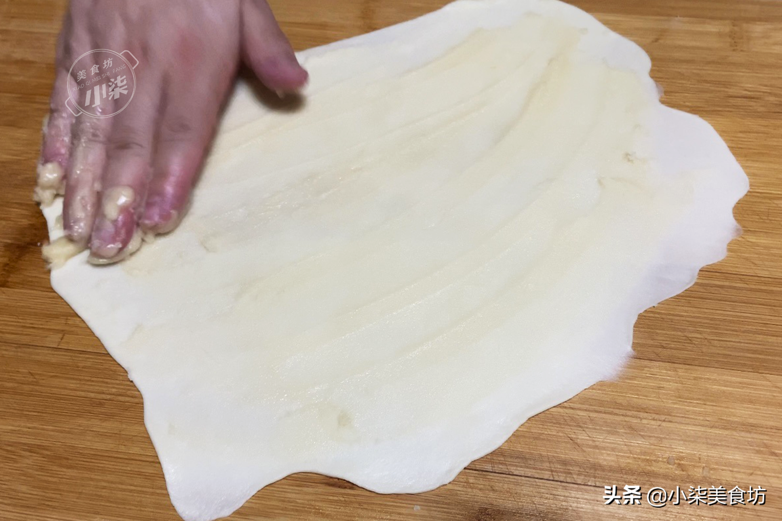 在家自制绿豆小饼，学会不用买，清凉解暑易消化，老人孩子都喜欢