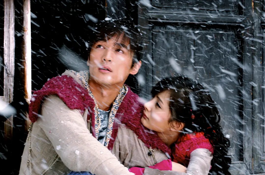 New trump card is familial! " ace is right ace 6 " should come, " celestial being sword " is the play staff true can reunion? 