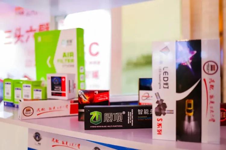 2021，三头六臂有个“小目标”