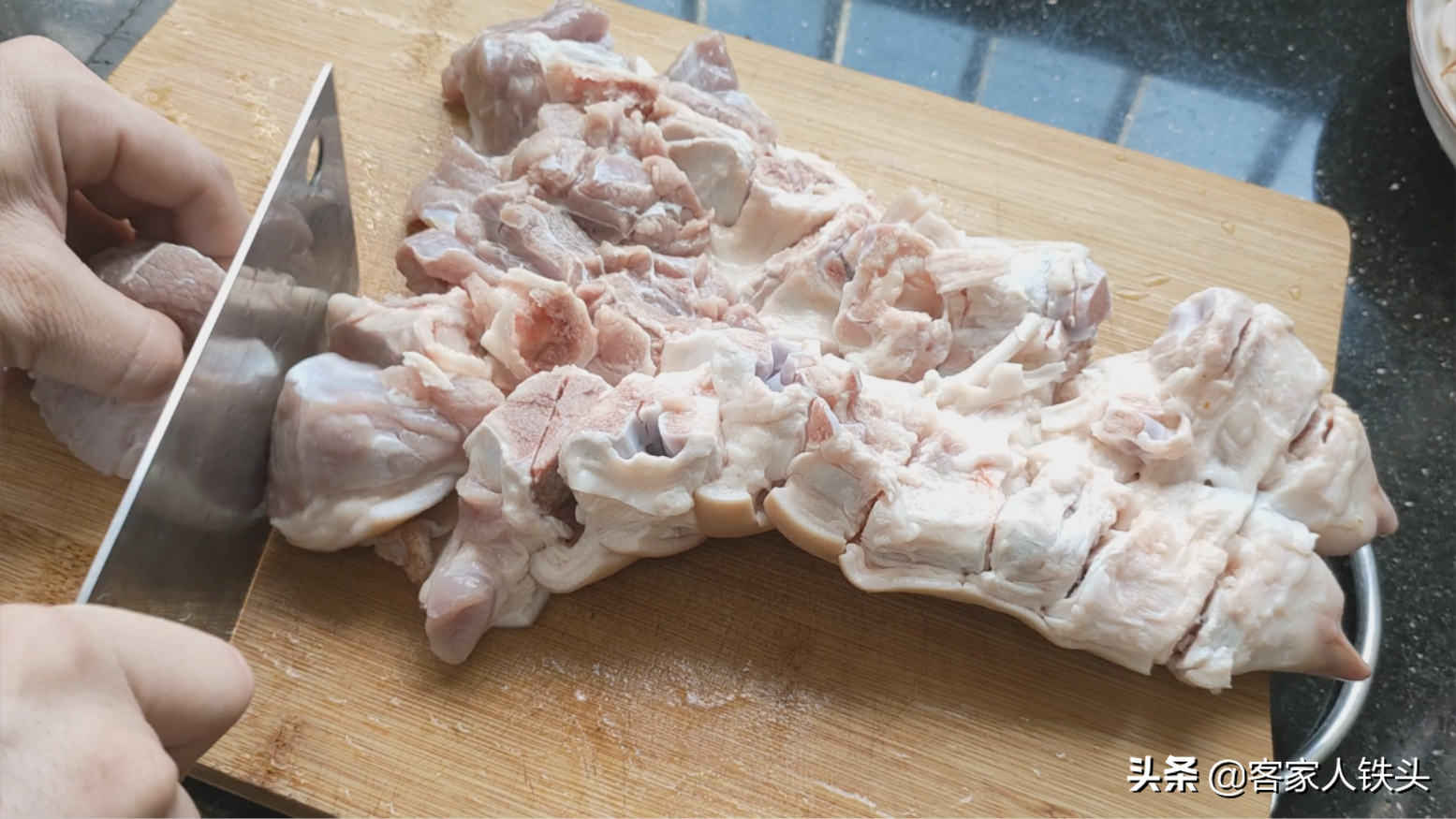 两广人爱吃的一道名菜做法，清香开胃好吃不油腻，营养丰富又简单