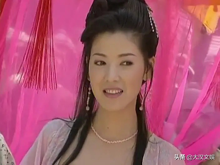 十多位女演员“争奇斗艳”的一部剧，看过的人