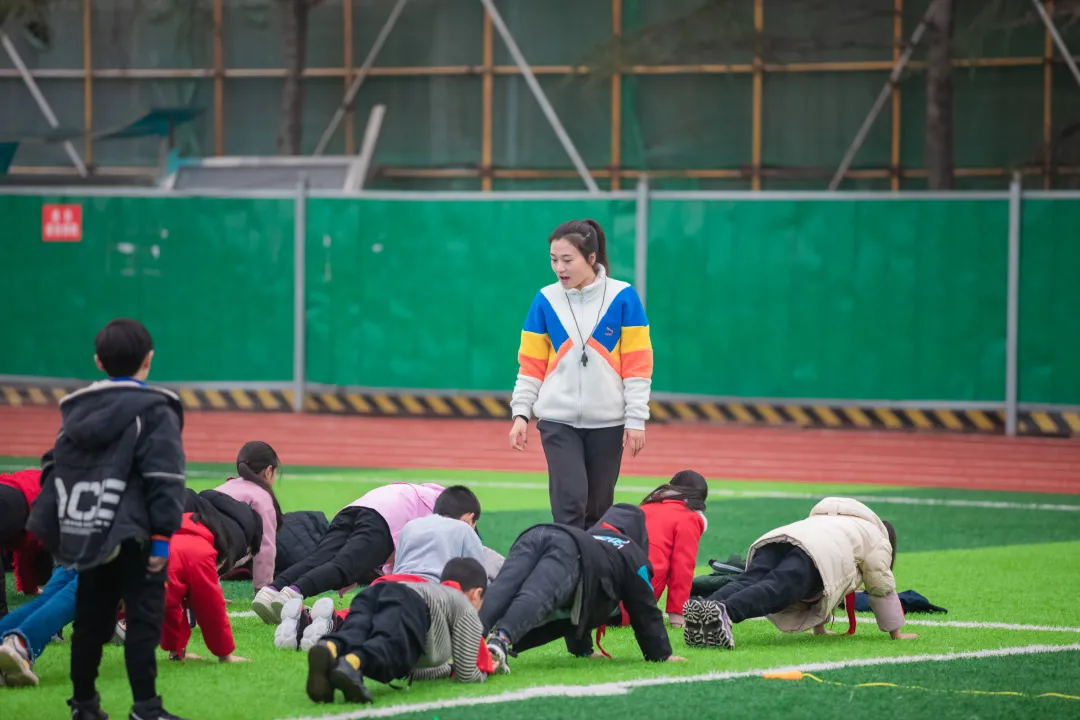 天府新区籍田小学体育课程改革专题研讨系列(二)