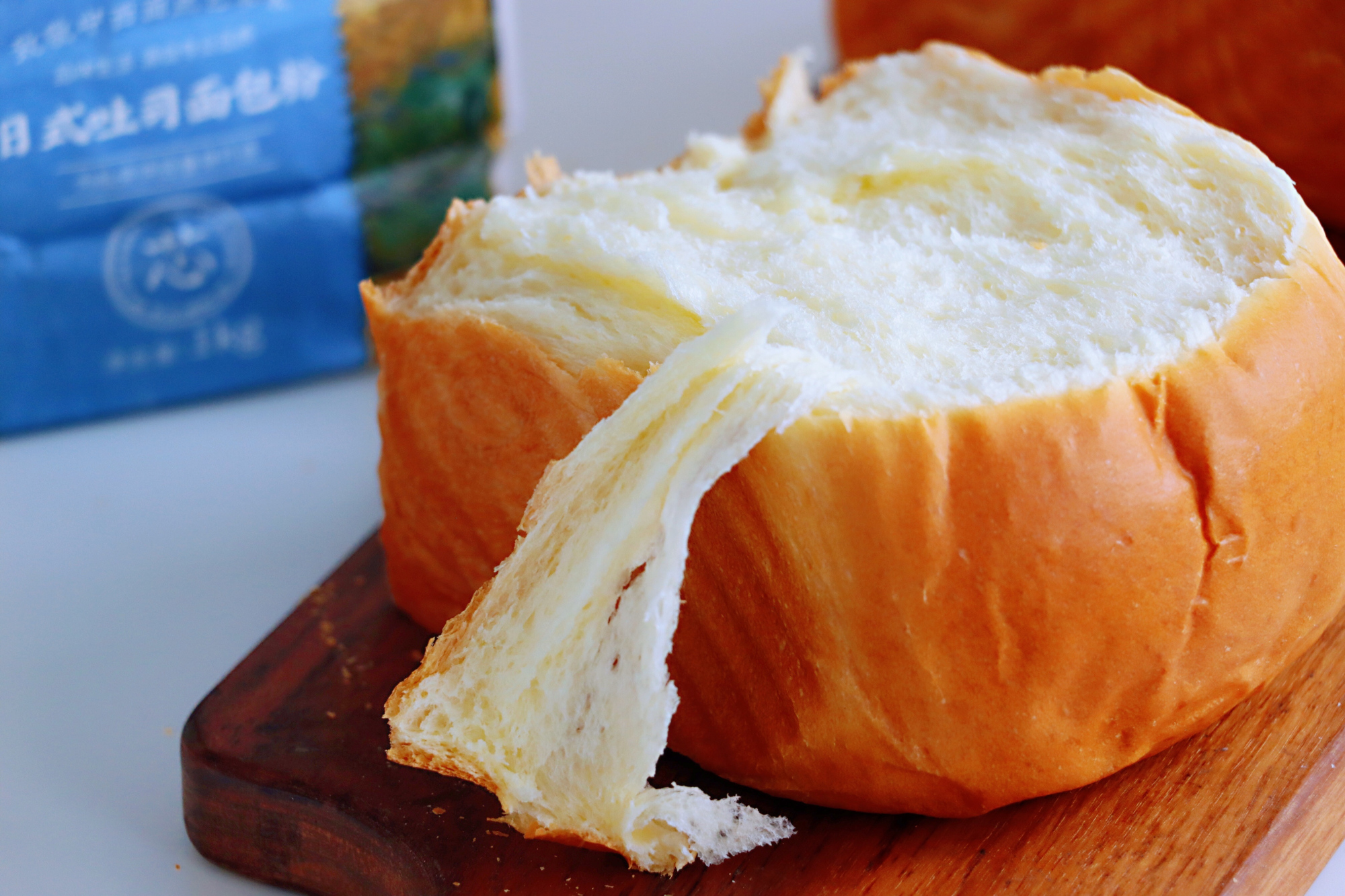 最愛的麵包配方，蓬鬆暄軟又拉絲，涼了也不硬，口感完胜麵包店